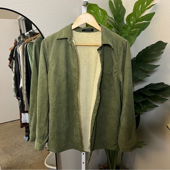 💚 Funkitribe Olive Corduroy Sherpa Button Down Shirt Sz L | Cozy Layering Piece - Picture 1 of 7